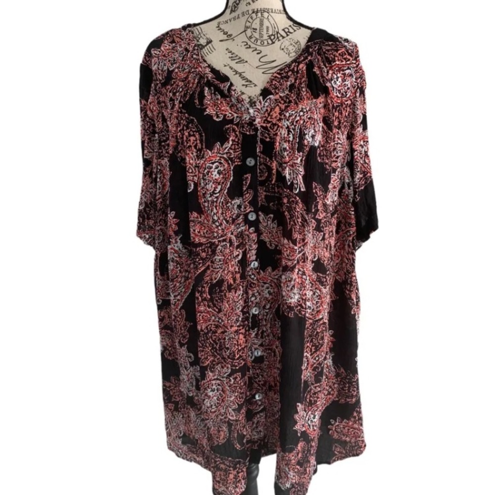 * Roaman’s women’s size 28W blouse